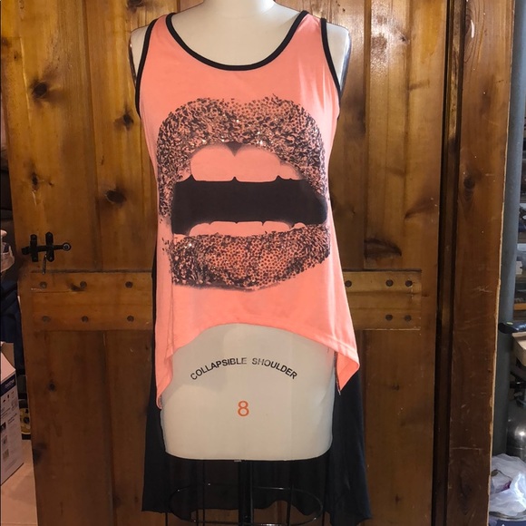 Tmani Tops - Tmani Glitter Lips High/low Tank Size Medium